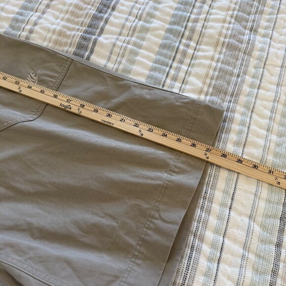 VTG Nike Khaki Tan Baggy Y2K Hip Hop Skater Streetwear Pocket Shorts Mens sz 42 - Picture 9 of 10